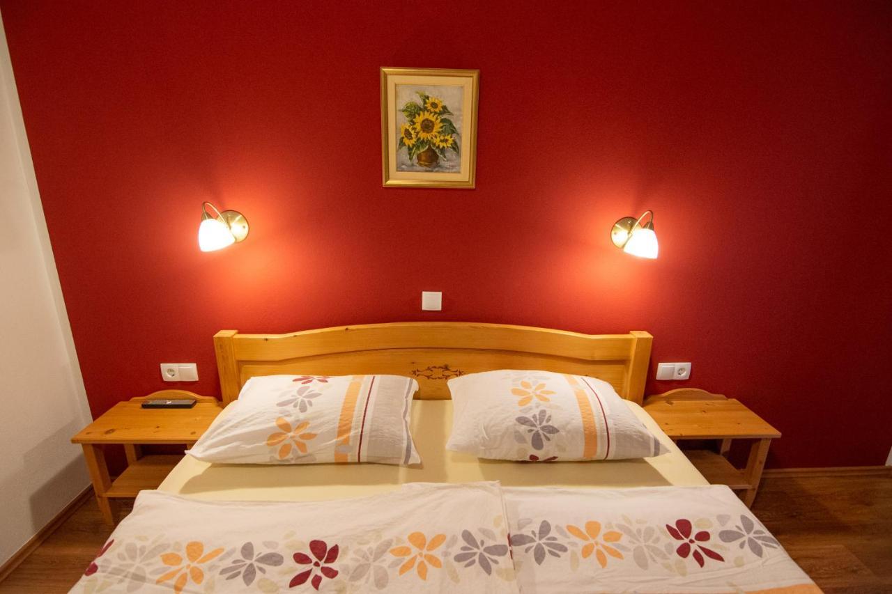 Tourist Farm "Pri Biscu" Villa Блед Екстериор снимка