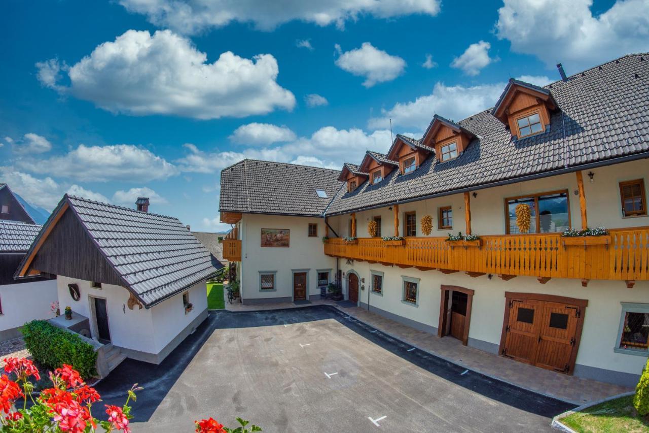 Tourist Farm "Pri Biscu" Villa Блед Екстериор снимка