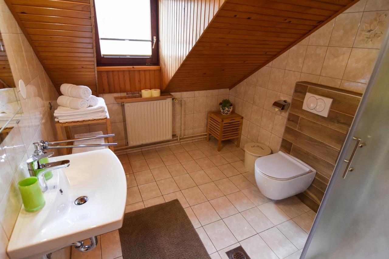 Tourist Farm "Pri Biscu" Villa Блед Екстериор снимка